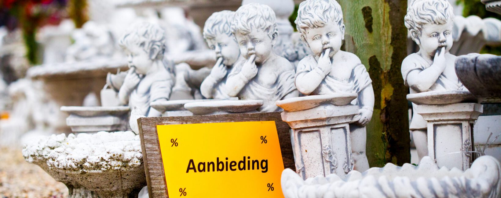 Tuindecoratie, Fonteinen en tuinbeelden Jose
