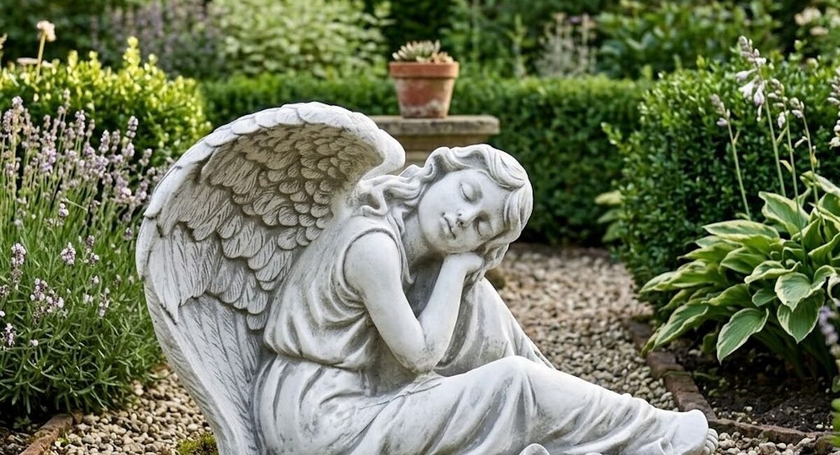 Tuindecoratie, Fonteinen en tuinbeelden Jose