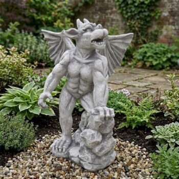 Gargoyle staand