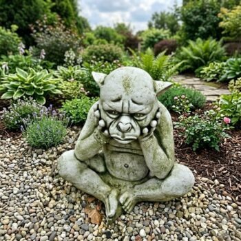 Gargoyle zittend