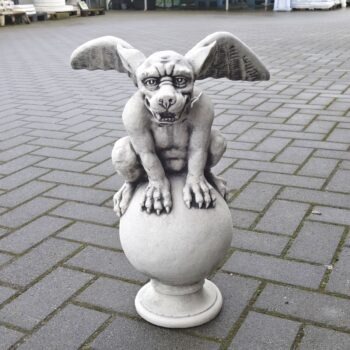 Gargoyle op bol