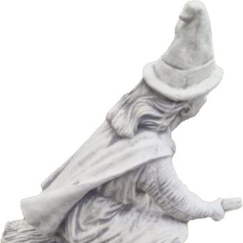 Heks op bezem betonnen tuinbeeld