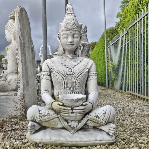Boeddha 80cm Betonnen tuinbeeld