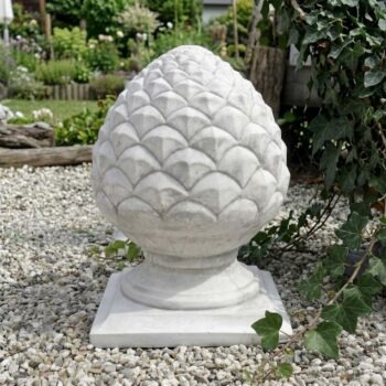 Tuindecoratie Artisjok dennenappel 43,5cm