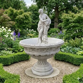 Fontein vrouw met kruik 135cm