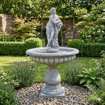 Fontein vrouw met kruik 166cm Beton fontein tuin.
