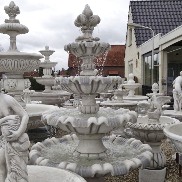 4 Schalen fontein 215cm Beton fontein tuin. Waterornament beton.