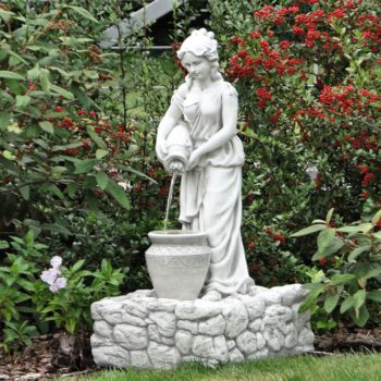 Mädchen mit Krug Brunnen